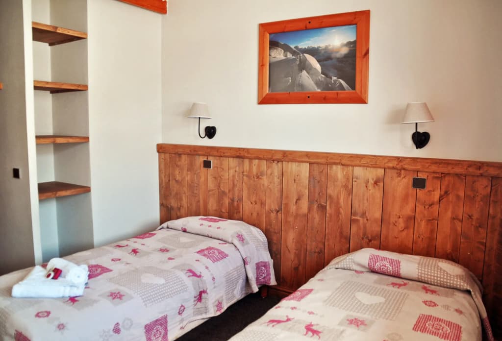 Chalet Hotel Rhododendrons - Photo 1
