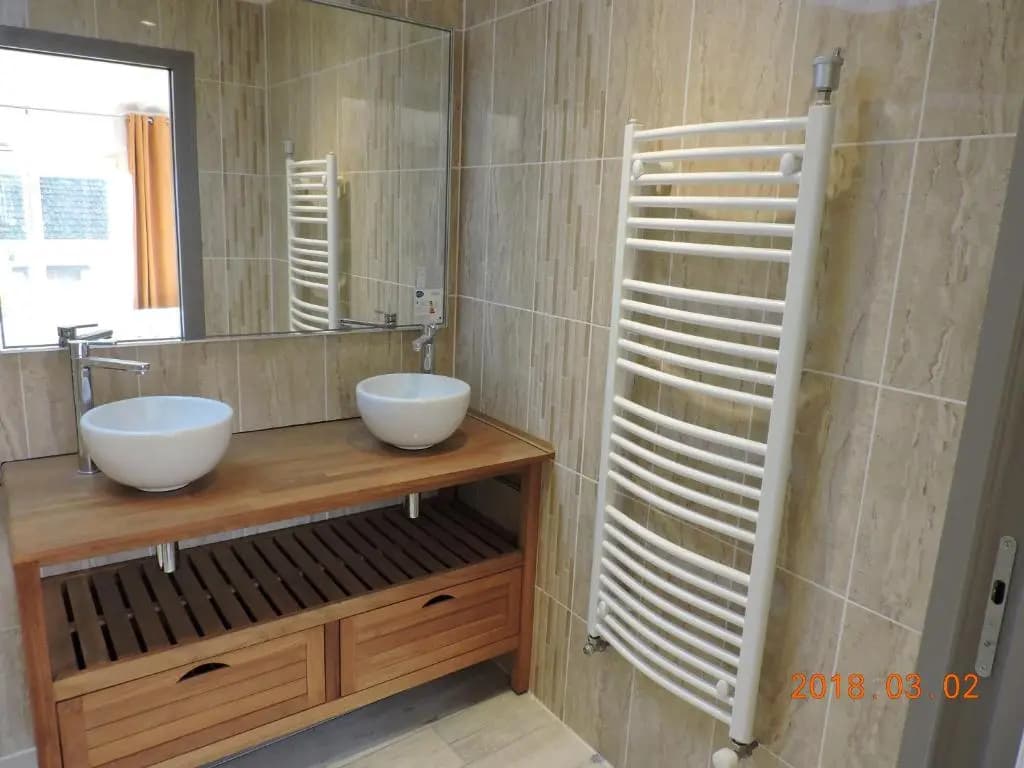 La Sportive Gite 3 chambres, 3 SDB, 3 wc, terrasse, draps et ménage inclus - Miniature 7
