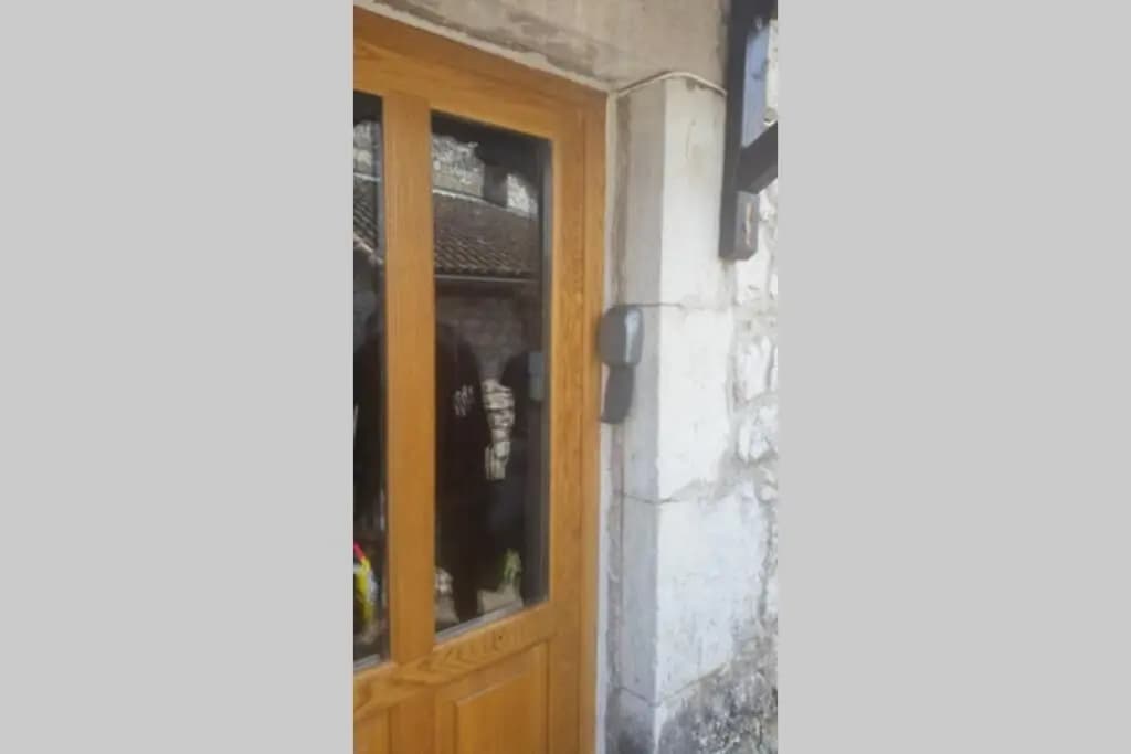 maison pierre et voûte au cœur du village - Photo 1