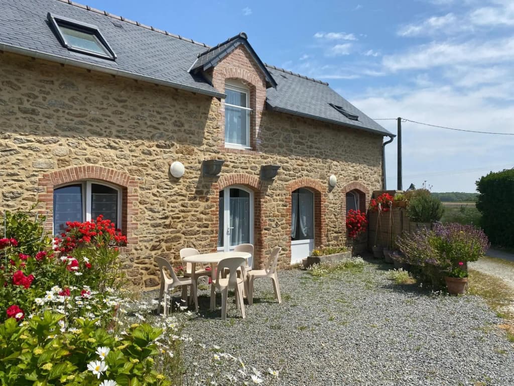 Semi-detached House, St. Meloir-des-ondes - Miniature 7