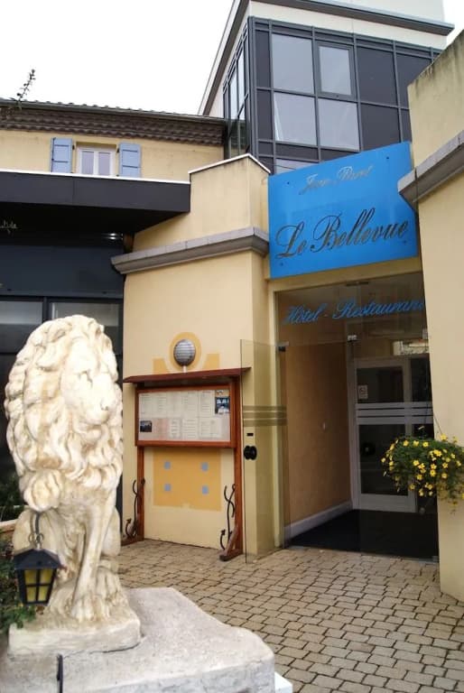 Logis Hôtel Le Bellevue - Photo 1