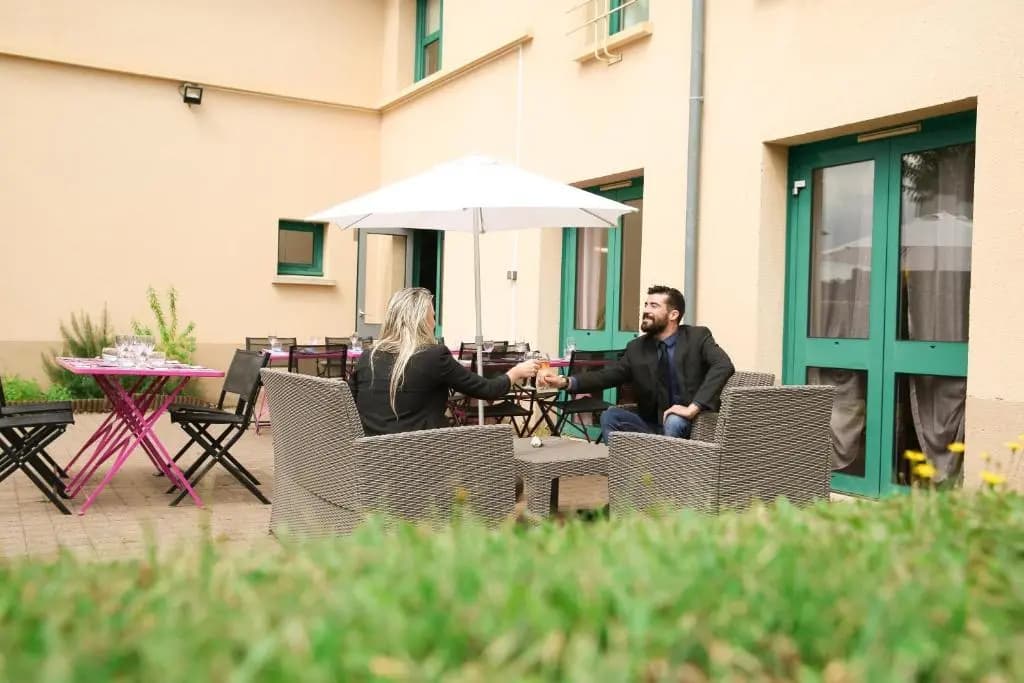 Hôtel Inn Design Châteaubriant - Miniature 7