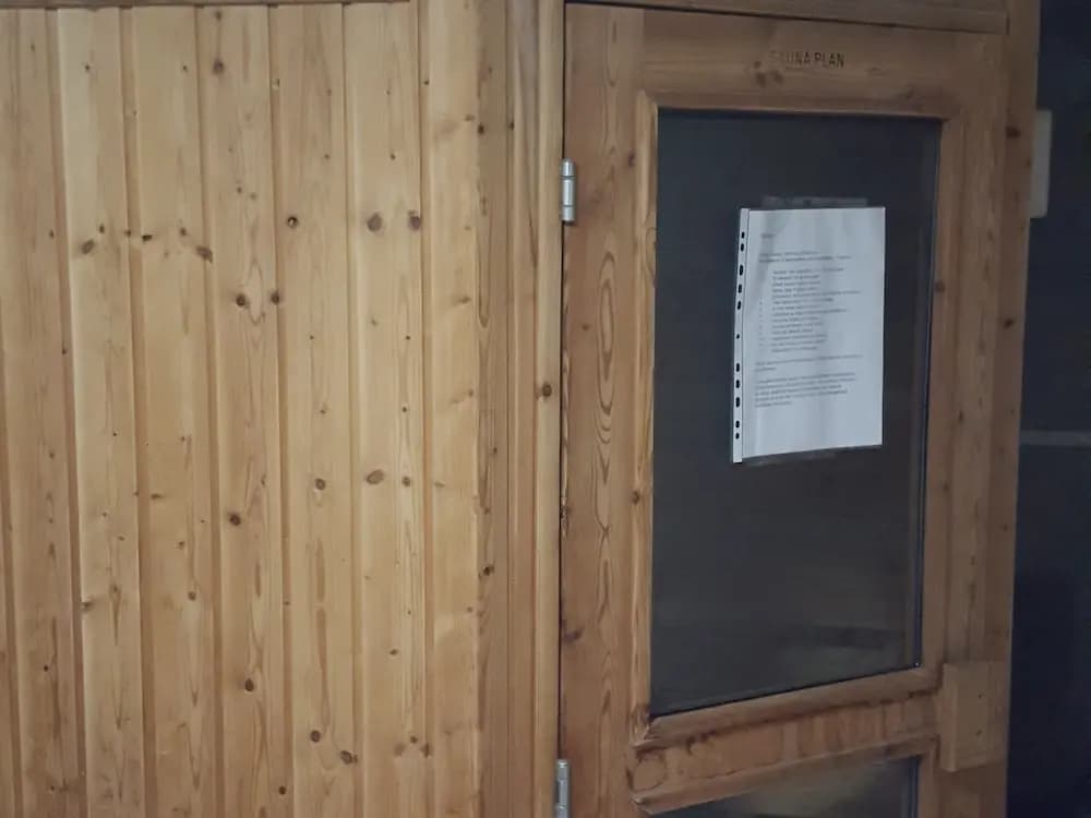 Chalet in Les Gets Near Ski Bus & Sauna - Photo 1