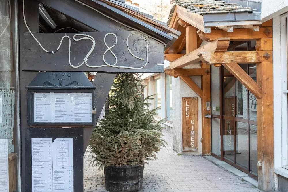 Résidence Les Cîmes - Centre Val d'Isère - Photo 1