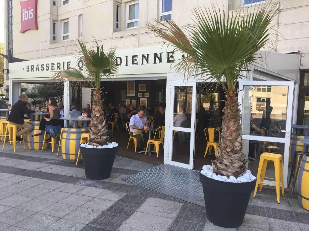 ibis Montpellier Centre Polygone - Photo 1