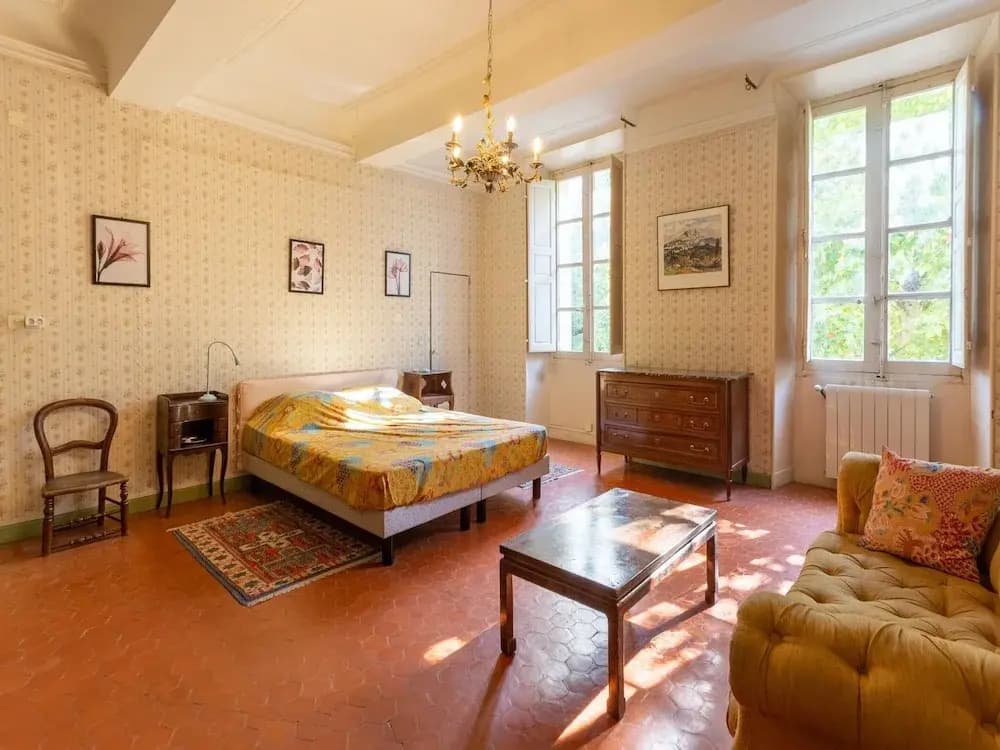 Cozy Holiday Home With Private Pool - Photo 3