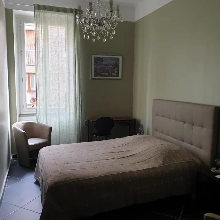 Appartement intra muros 8 personnes climatisé Wifi stationnement facile - Photo 4