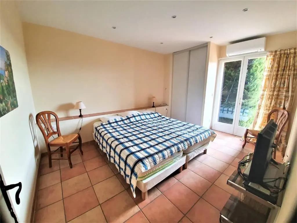 Maison Roquebrune-sur-Argens, 5 pièces, 8 personnes - FR-1-226-429 - Photo 2