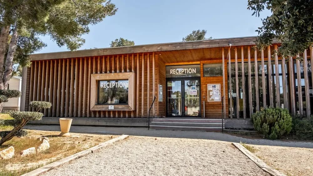 Camping de l'Arquet Cote Bleue - Photo 2