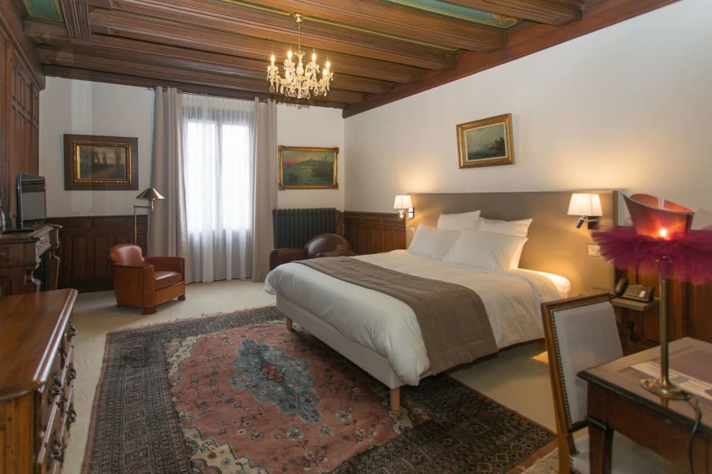 Hôtel Au Charme Rabelaisien - Miniature 6