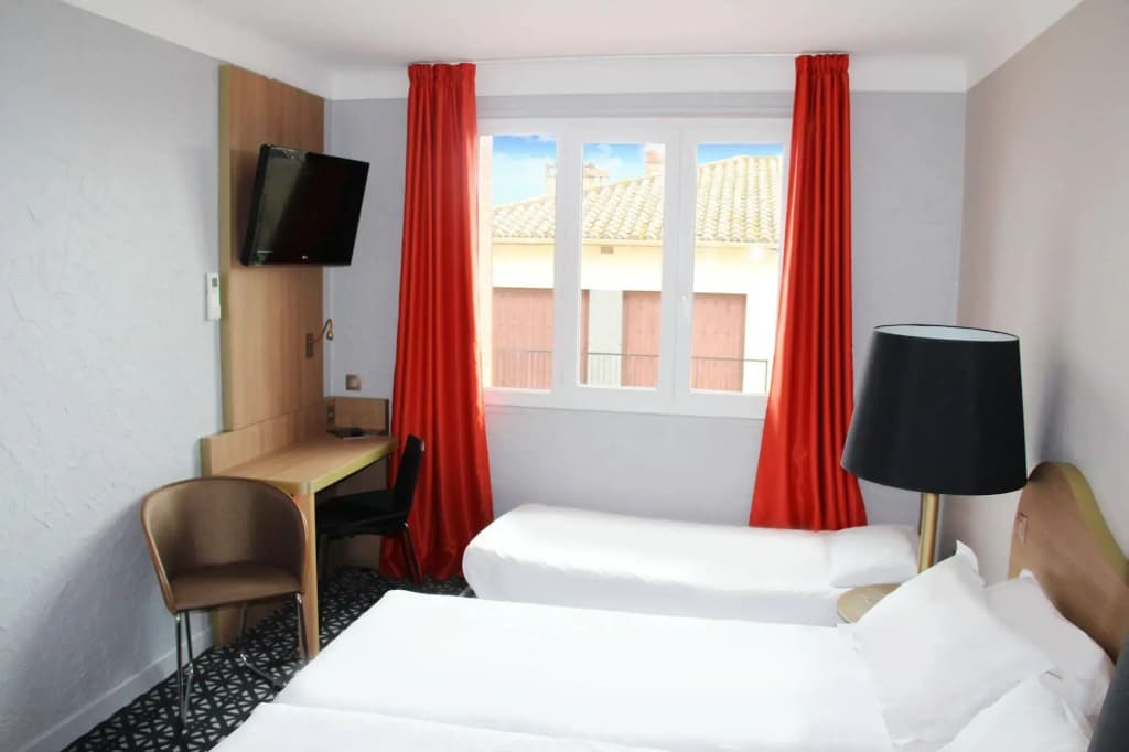 Hôtel Beau Rivage - Photo 4