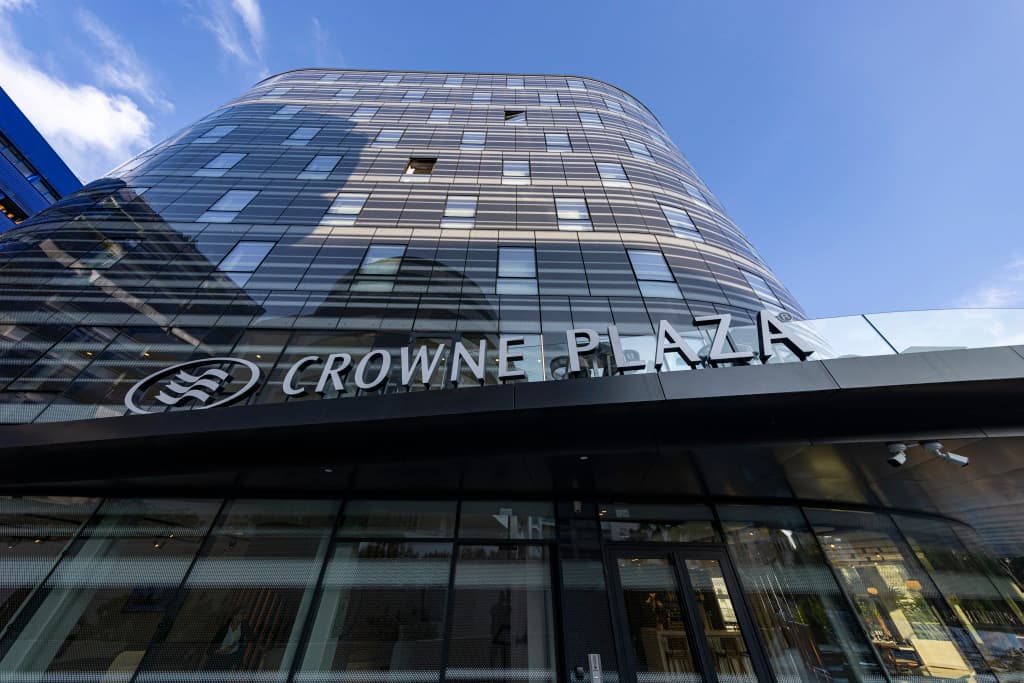 Crowne Plaza Marseille Le Dome by IHG - Photo 1
