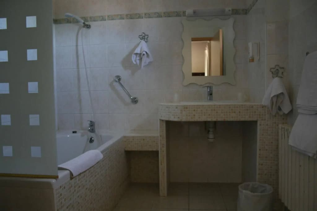 Auberge La Fontaine - Miniature 8