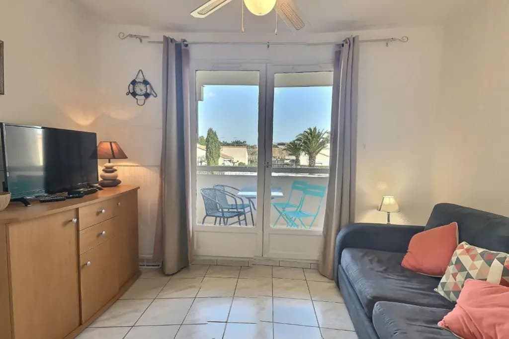 Studio cabine pour 4 personnes avec piscine commune - Photo 1