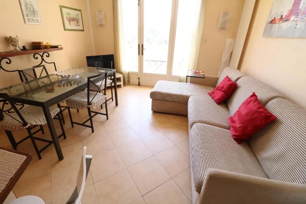 1 Bedroom Henri IV on the Croisette 240 - Photo 3