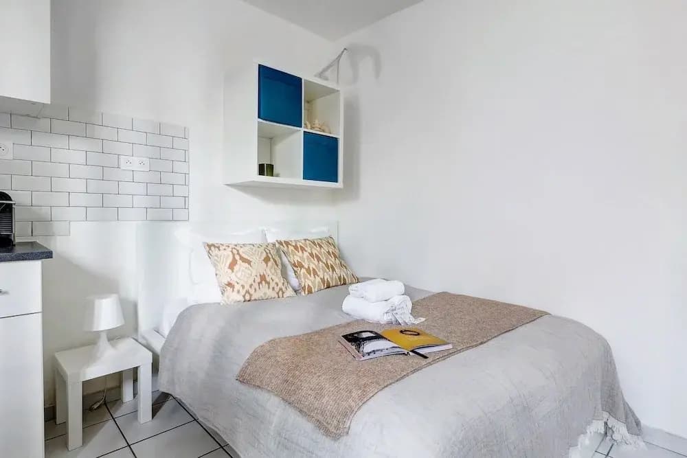 Cozy Studio by the Eiffel Tower - For 2 - Miniature 6