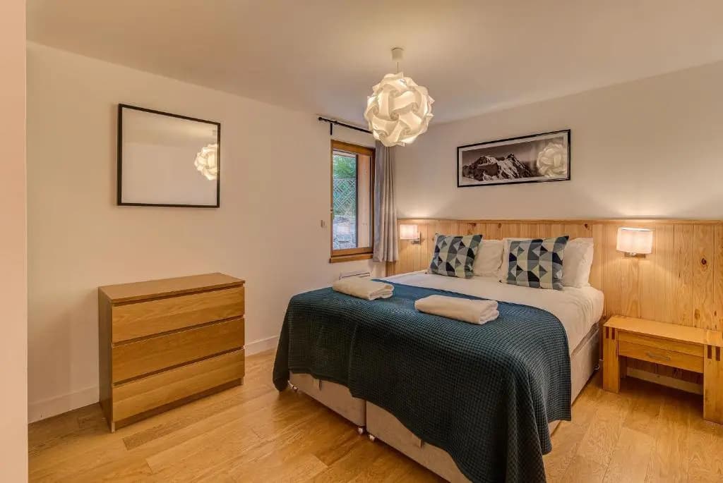 BIOLAY 2 - Alpes Travel - Central Chamonix - Sleeps 6 - Photo 3