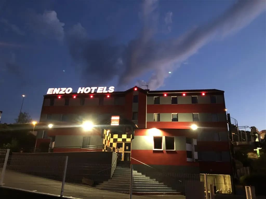 Enzo Hotels Nancy Frouard By Kyriad Direct - Photo 1