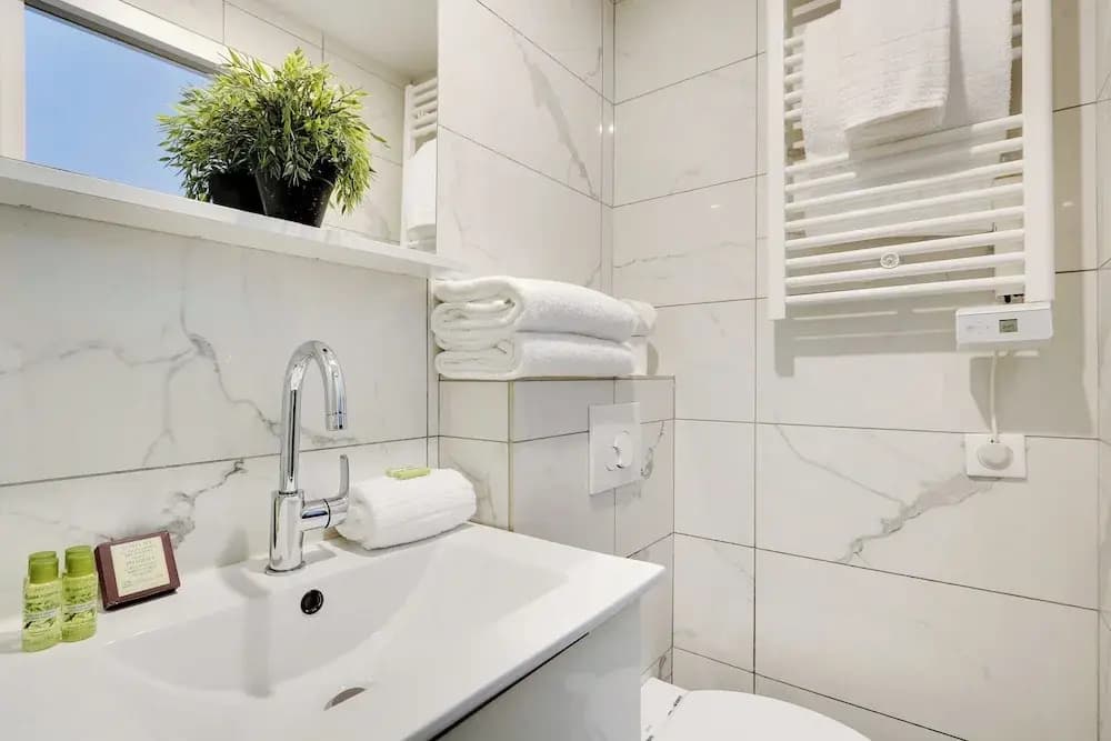 Magnificent Studio - 4P - Near Bastille - Miniature 8