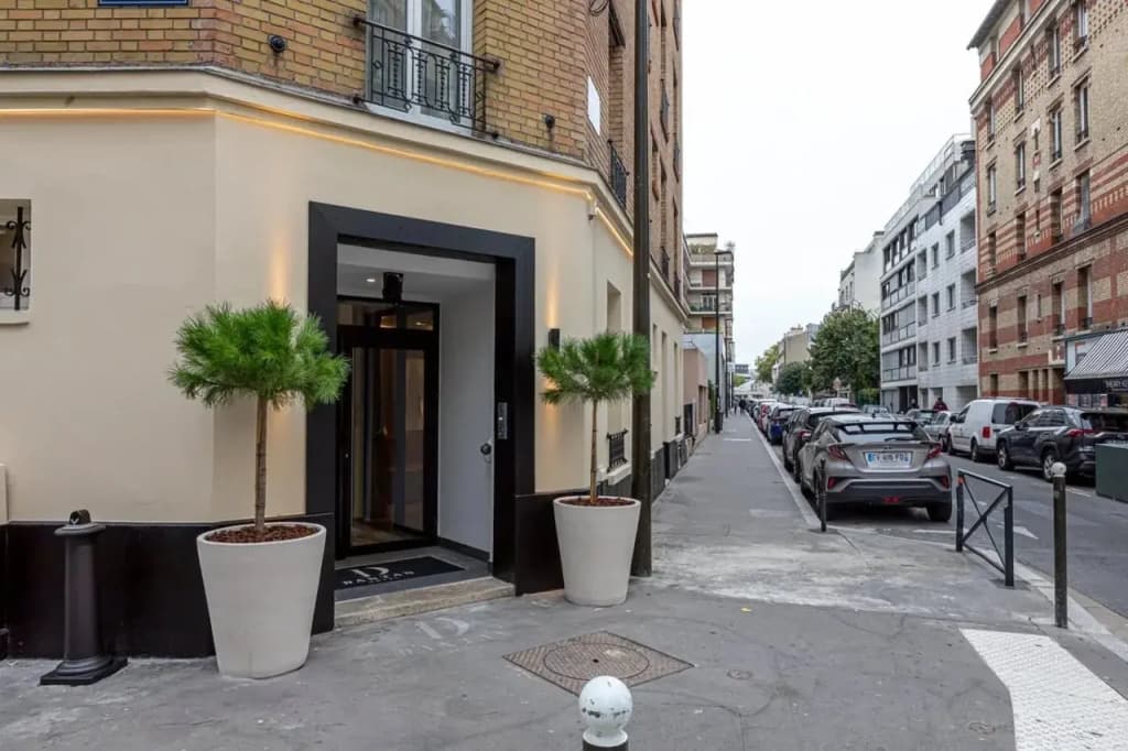 Dantan Hotel - Photo 1