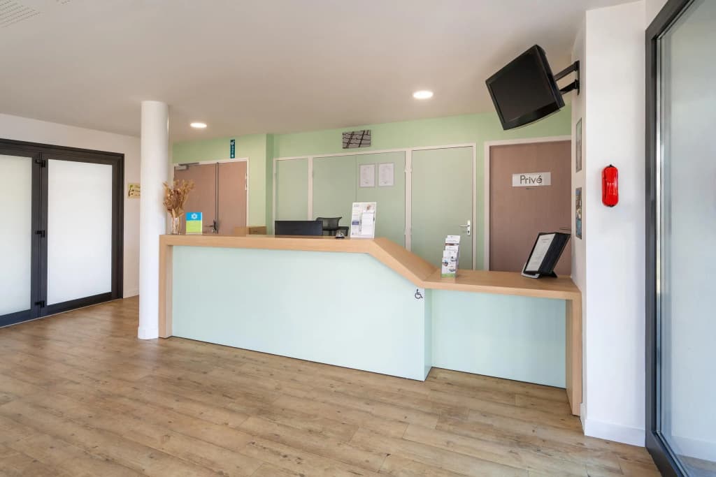 Sure Hotel by Best Western Guerande - Photo 3