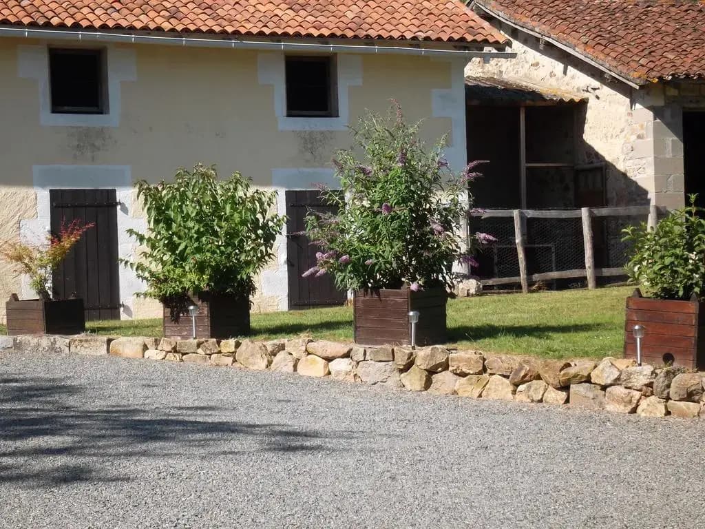 La Grange - Photo 2