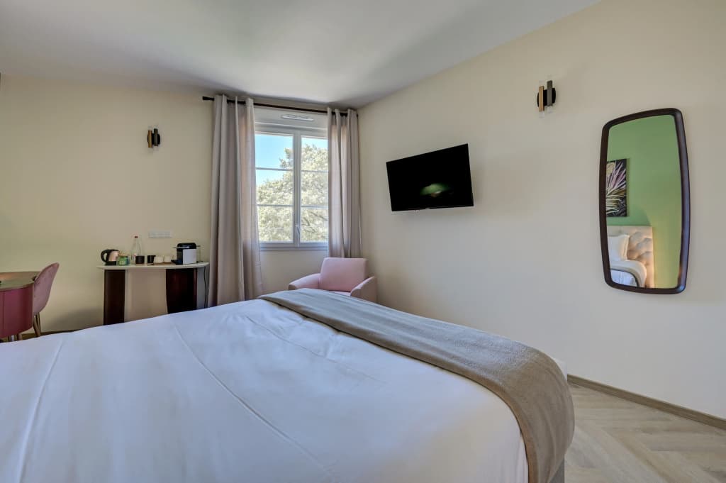 Logis Hotel Le Blason de Provence - Photo 4