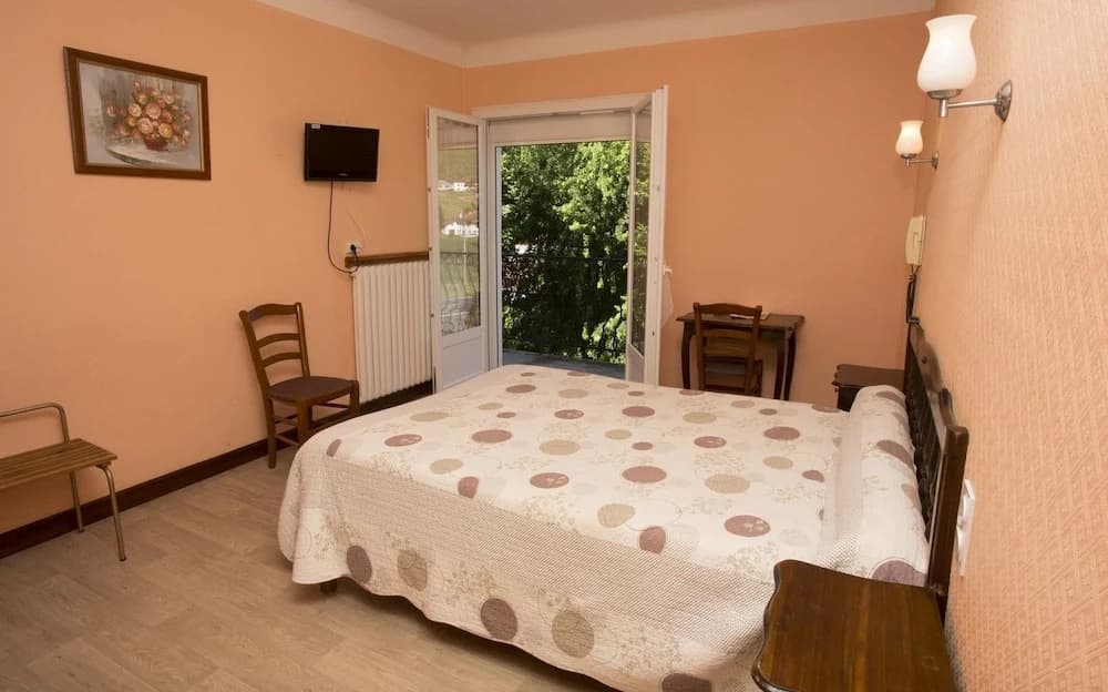 Hotel Espellet - Photo 4