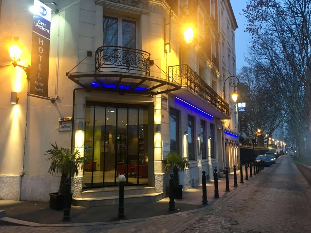Best Western Seine West Hotel - Photo 1