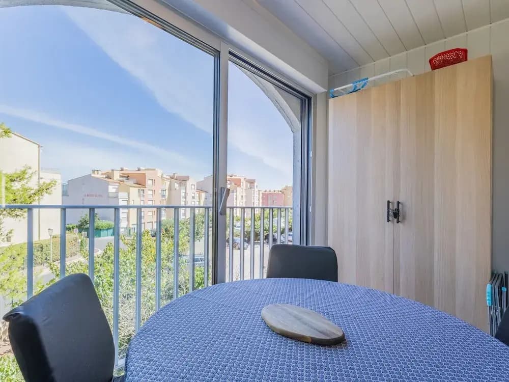Cosy Apartment Near Sandy Beach - Miniature 7
