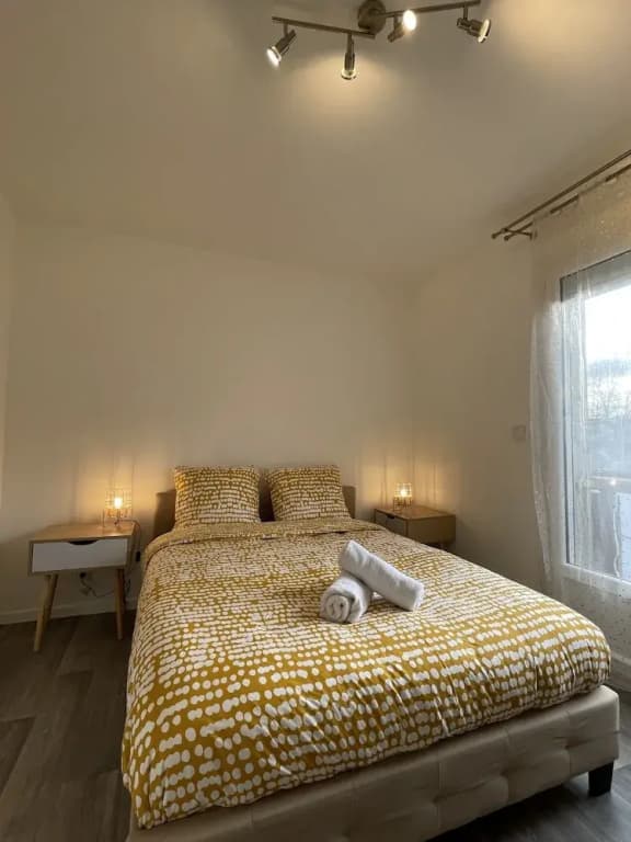 Apartment in Yvre-l'eveque Near Le Mans Circuit - Photo 4