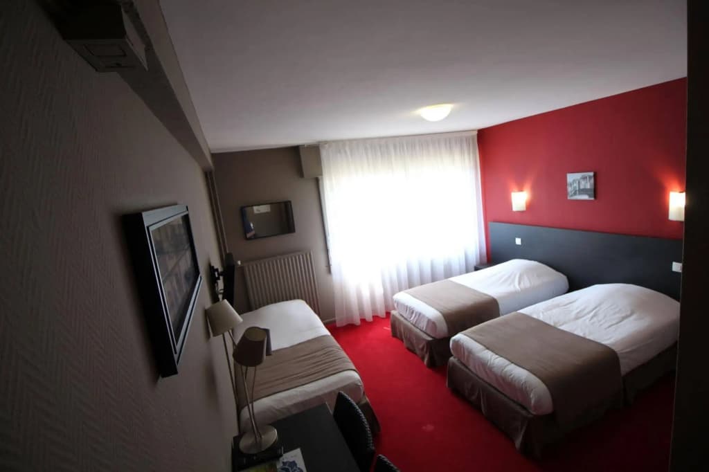 Hôtel Le Régina - Photo 1