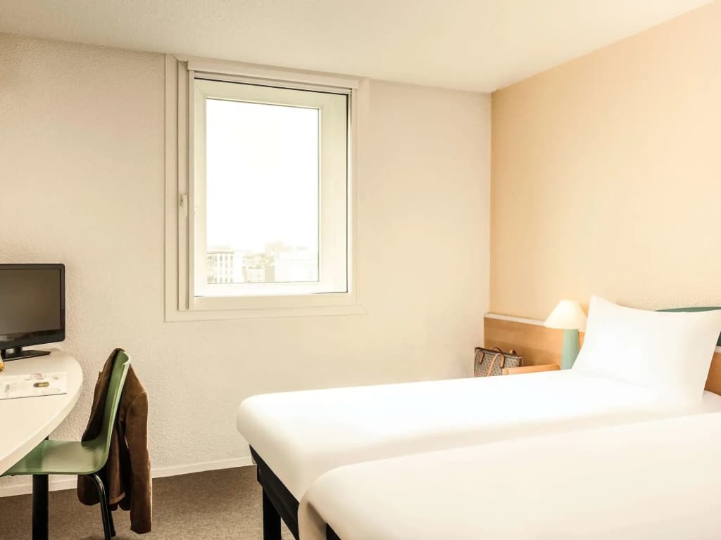 ibis Paris Porte De Bercy - Photo 3