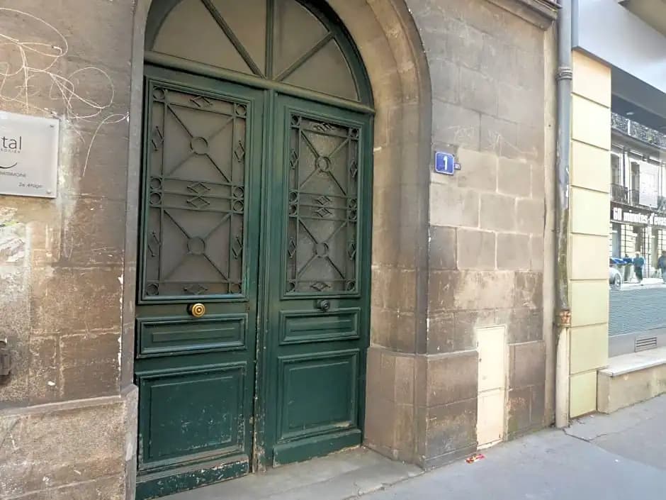 Chambre d'hôtes La grotte de Voltaire - Photo 1