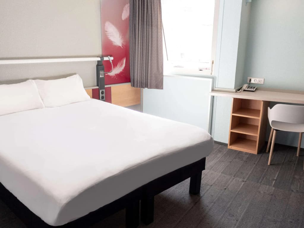 ibis Paris Gennevilliers - Photo 2
