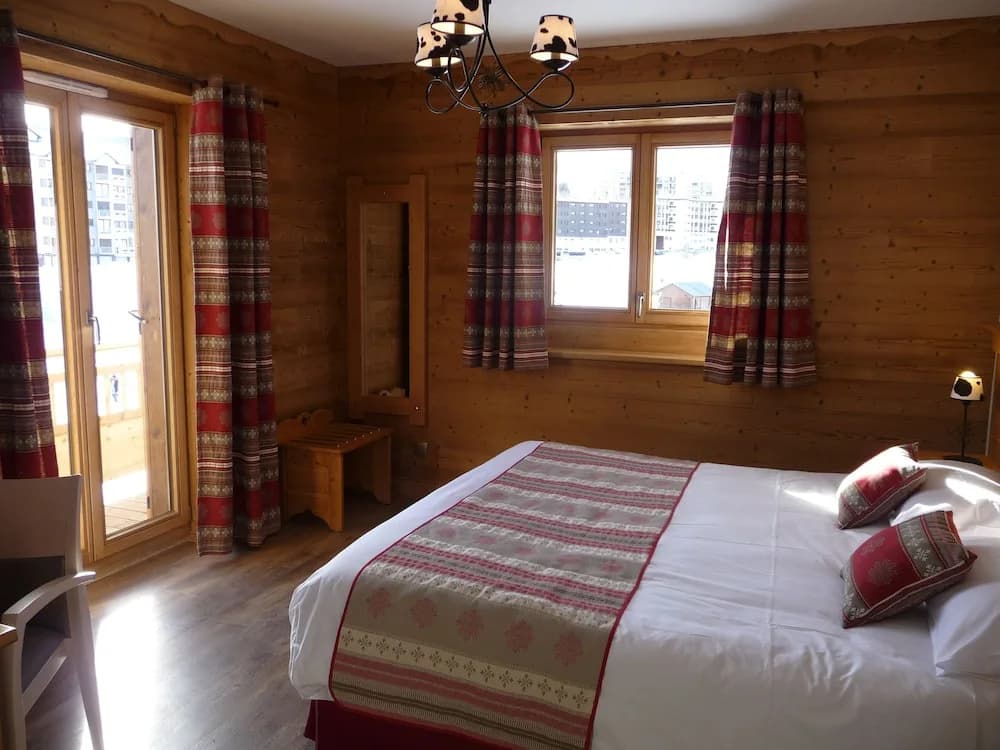 Chalet-Hôtel Le Beausoleil, The Originals Relais (Hotel-Chalet de Tradition) - Photo 1