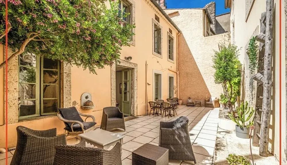 Logement Touristique Villa Eugénie - Photo 1