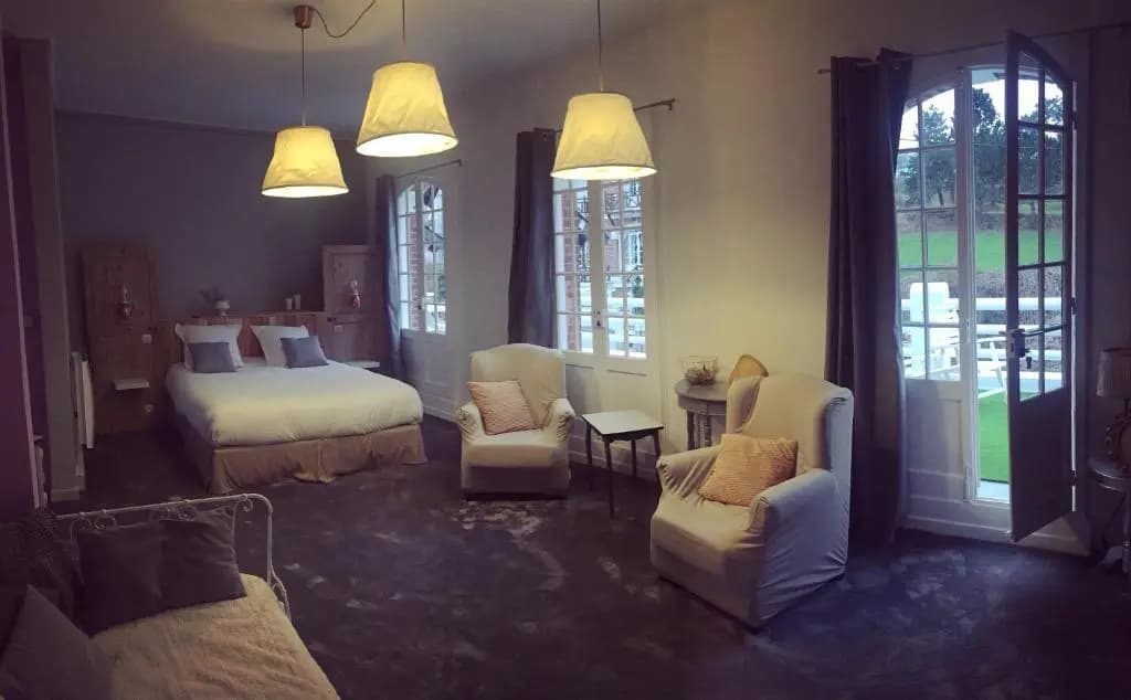 La Villa - Photo 2