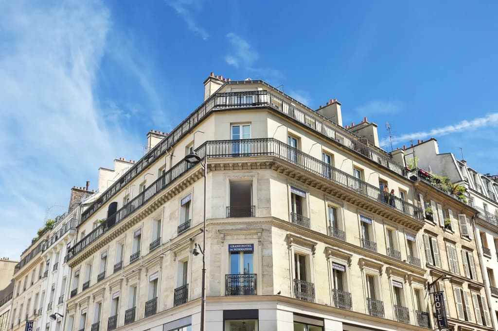 Le Grand Hotel de Normandie - Photo 1