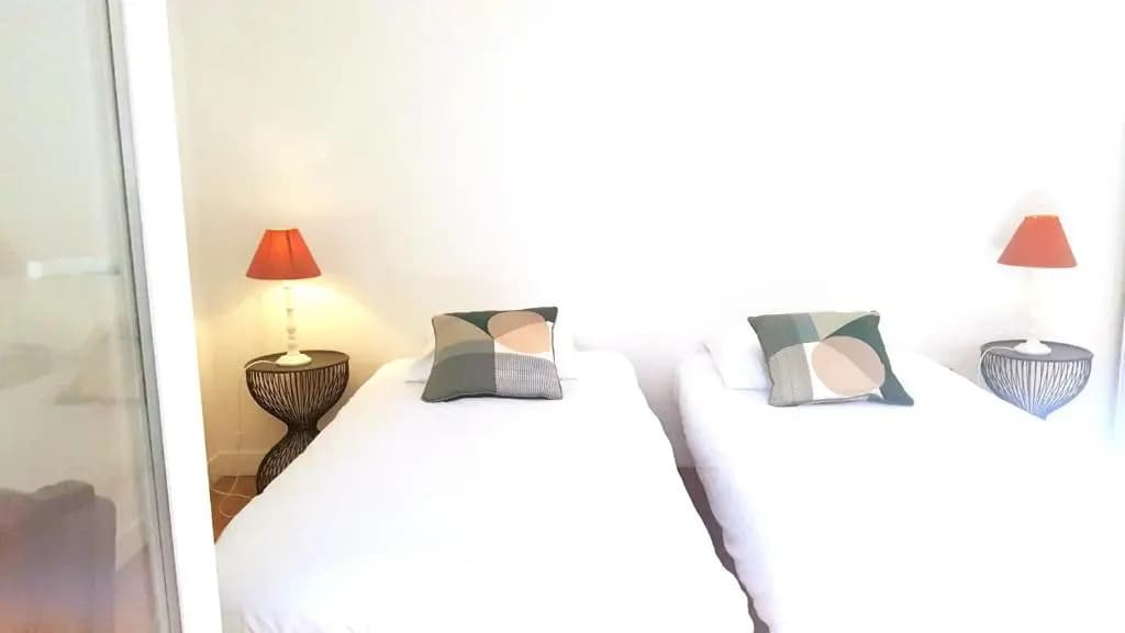 Appartement spacieux à 200 m de la plage-Hôtel de l'Europe - Photo 5