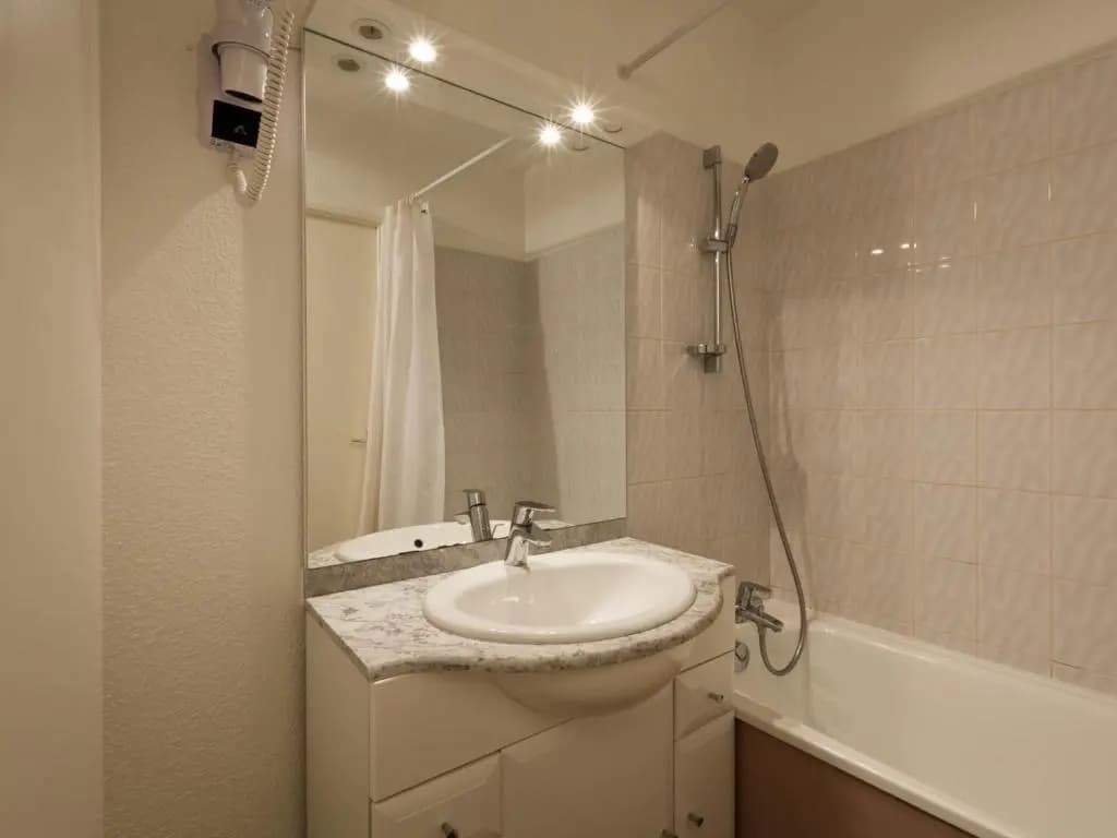 Appartement Brides-les-Bains, 1 pièce, 4 personnes - FR-1-512-14 - Miniature 7