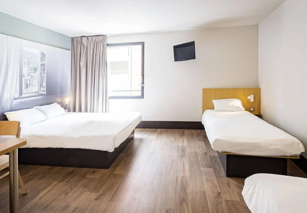 B&B HOTEL Valenciennes Marly - Miniature 7