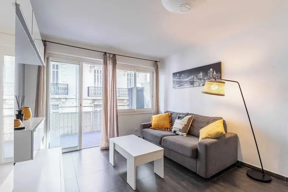 Nice Apartment With Balcony - Center Cannes 1br/4p - Miniature 6