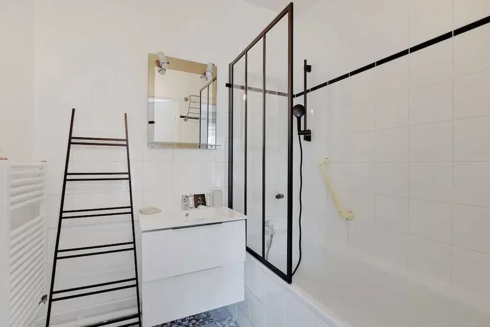 Cosy Apartment & Balcony -1br/4p- Levallois-perret - Miniature 6