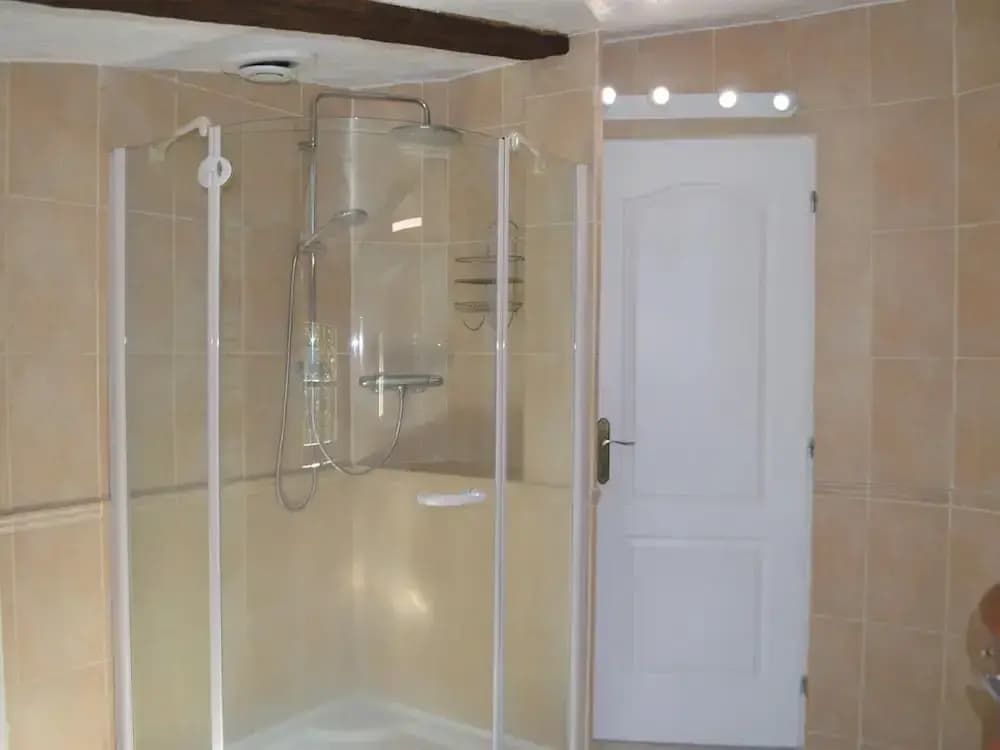 Cosy Holiday Home With Pool in Callian - Miniature 8