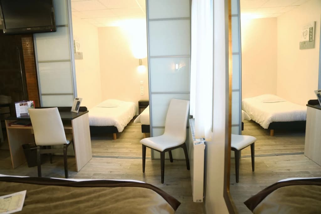 Hotel Le Bayeux - Photo 5