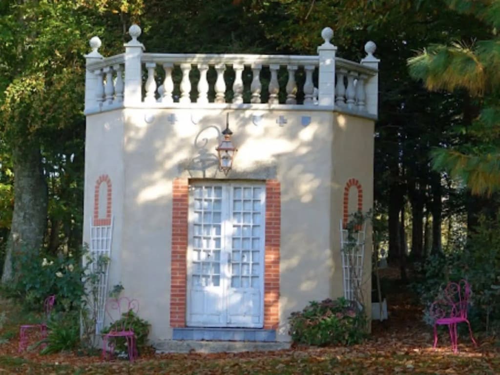 Château de Montbrault - Photo 1