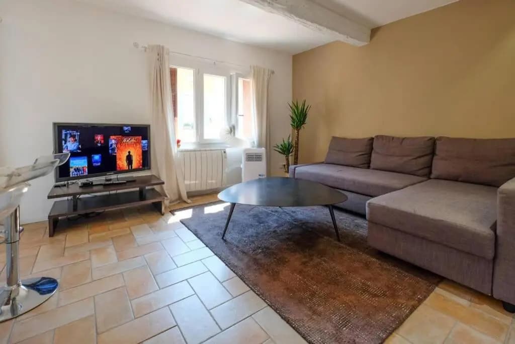 Appartement centre ville St Maxime, plage à pied - Photo 5