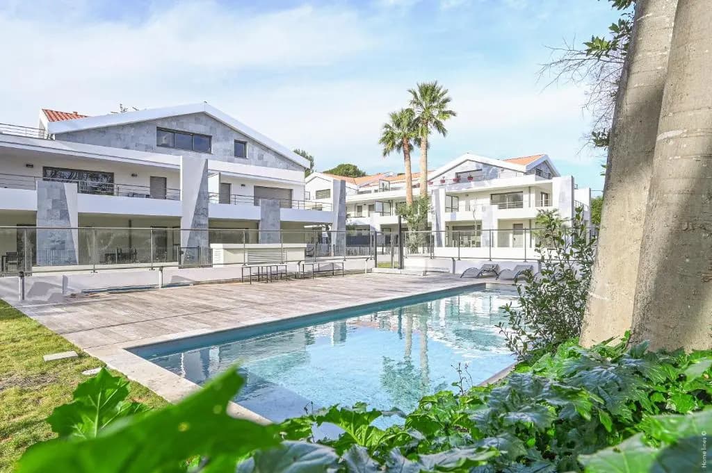T3 Neuf – C13 - Jardin-Terrasse Et Piscine – Accès Direct Plages Et Centre Village - Miniature 8