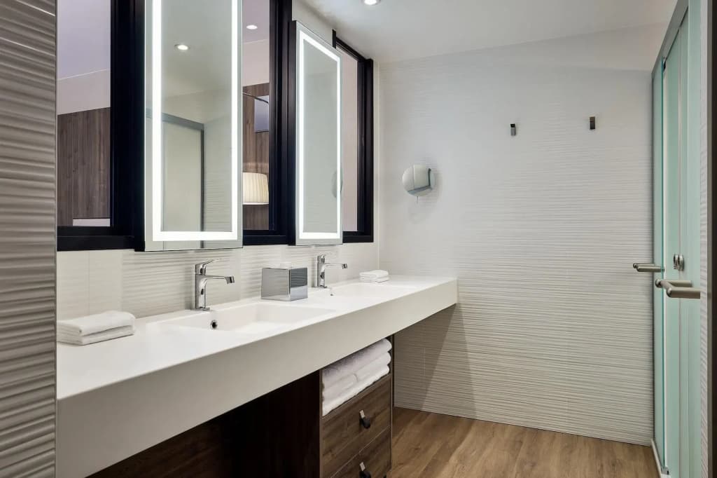 AC Hotel by Marriott Strasbourg - Miniature 8